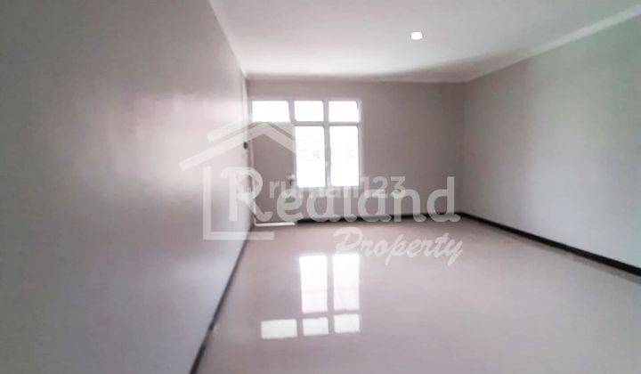 Ruko  Daerah Pleburan dekat Undip, Semarang Ln 4614  4
