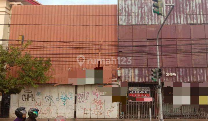 Bangunan Dekat Mall di Pemuda Semarang 1314s 1