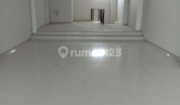 New 2-Story Shop House on Majapahit, Semarang Ln 5404 2
