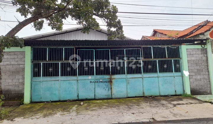 Warehouse in Manyaran area, West Semarang (Area 8268)