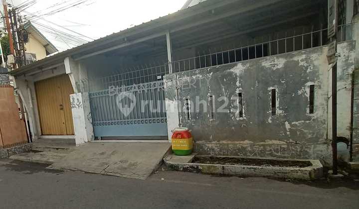 Rumah Bagus Strategis Siap Pakai di Semarang Kota