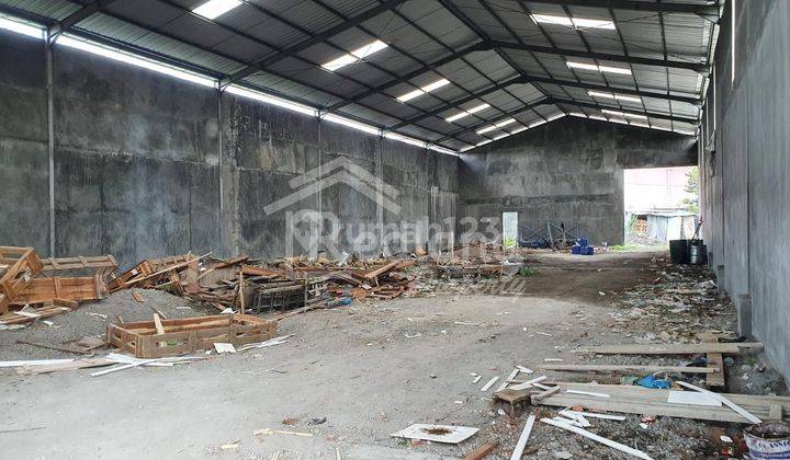 Gudang di Kic Gatot Subroto, Luas 1.500 M2, Baru, Vn 3786 4