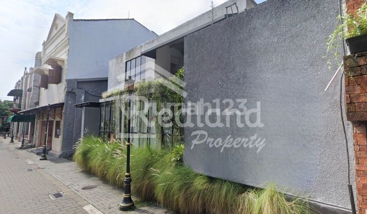 Ruang Usaha di Kota Lama , Semarang ( Vn 8522 ) 2