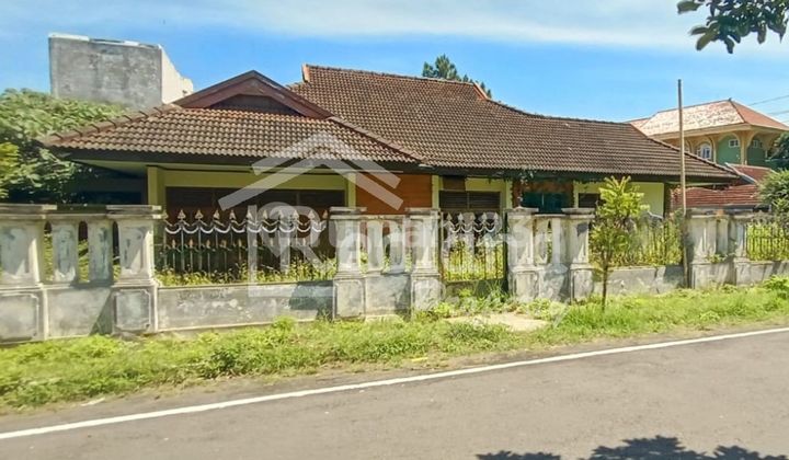 Land in the Srondol area, Semarang (Vn Si 8191)