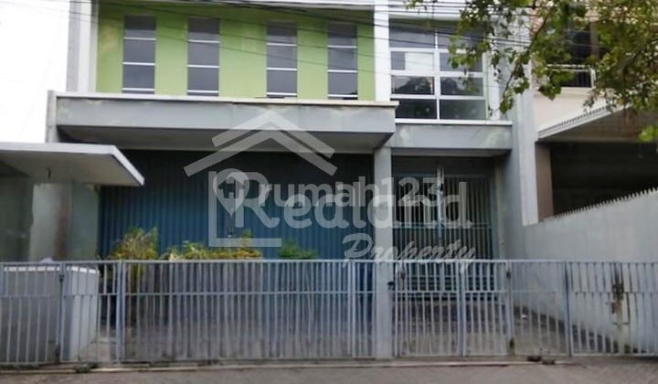 House in Ki Mangunsarkoro, Semarang (VN 7779) House in Ki Mangunsarkoro, Semarang (VN 7779)