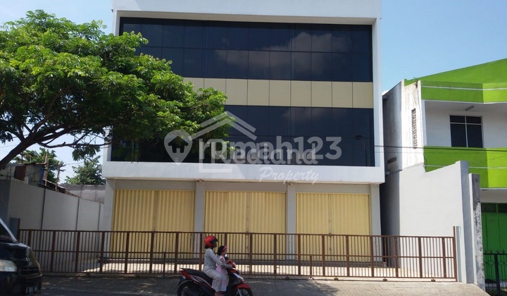 Ruko Tengah Kota, Bagus di Tentara Pelajar, Semarang Vn 2867S 1