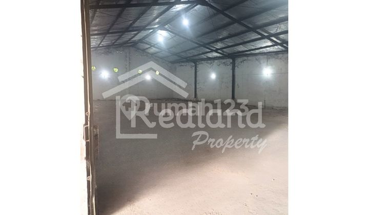 Warehouse on Soekarno Hatta Arterial Road, Semarang (Vn 8430) 1