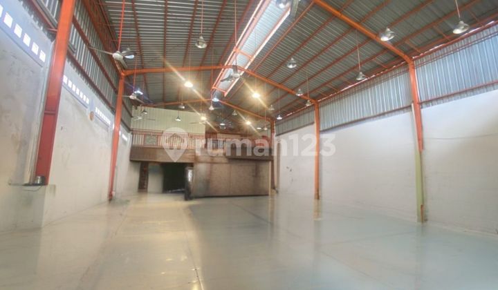 Shop House in Sriwijaya, Semarang (Vn 8682) 1