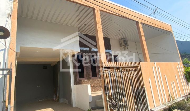 Rumah di daerah Tanah Mas , Semarang ( Vn 8061 ) 1