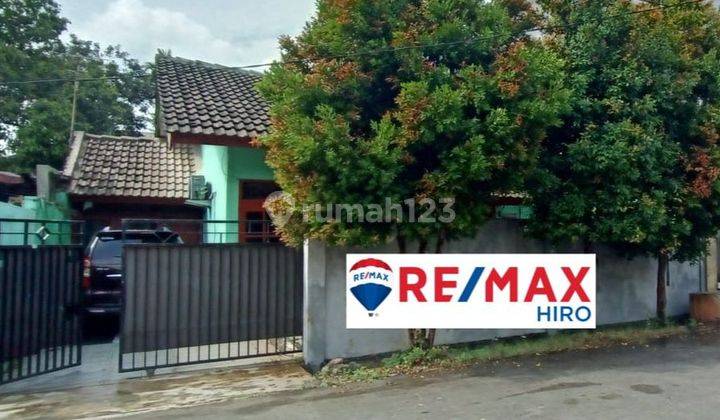 Rumah di PEKAYON SHM hadap TIMUR 1