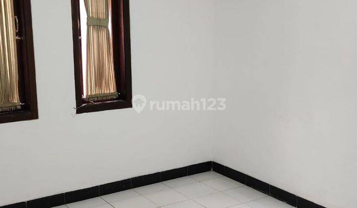 Dijual Rumah Siap Huni Dan Strategis Di Kemang Pramata, Bekasi 2