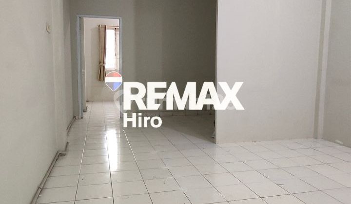 FOR SALE 3.5-STORY SHOPHOUSE STRATEGICALLY LOCATED ON KALIMALANG MAIN ROAD, BEKASI 2