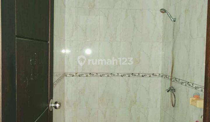 Dijual Rumah 2 Lantai Siap Huni di Kemang Pratama 2 2