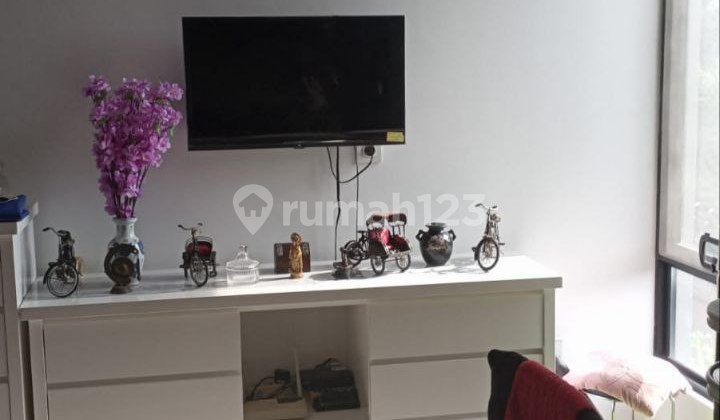 For Sale 2 Bedroom Condo House in Semanan, West Jakarta