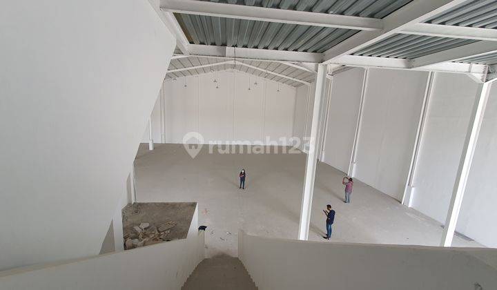 Gudang Cikarang Delta Silicon Lippo Cikarang Dilengkapi 2 Loading Bay 1