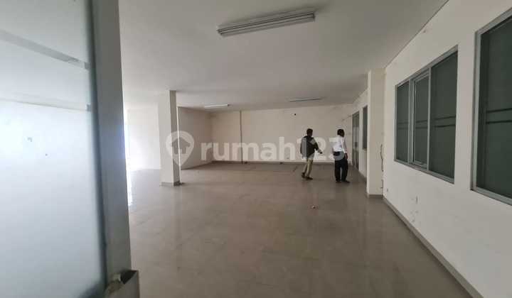 Disewakan Pabrik Gudang Office Besar di Delta Silicon 3 Cikarang 10