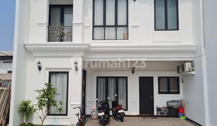 Cluster Premium 2 LT di Duren Sawit Jakarta