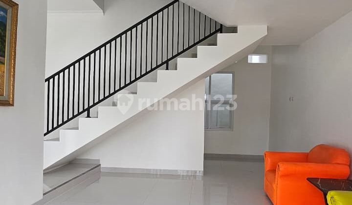 2 Lt Siap Huni di Caman Kalimalang Akses Dekat Tol 2