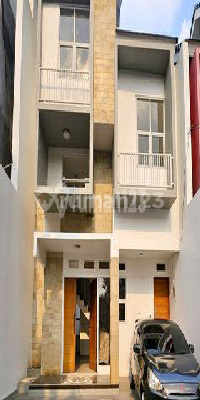 Rumah di Caman Siap Huni 2 Lt Dekat Stasiun LRT Rumah di Caman Siap Huni 2 Lt Dekat Stasiun LRT