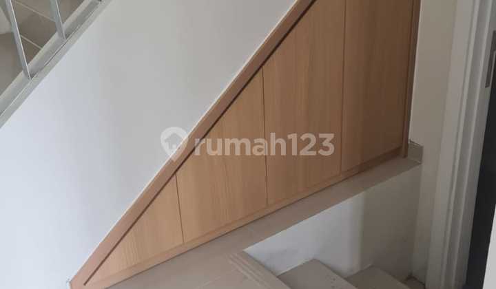 Dijual Rumah Minimalis U Ville. Bintaro 2