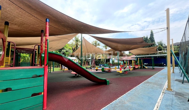 Dijual Rumah Hitung Tanah. Kemang. Jakarta Selatan Dijual Rumah Hitung Tanah. Kemang. Jakarta Selatan