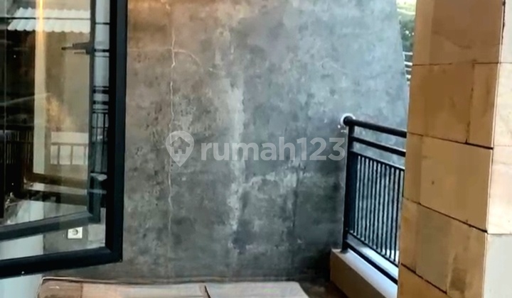 Sewa Rumah Sektor 9. Bintaro. Tangerang Selatan