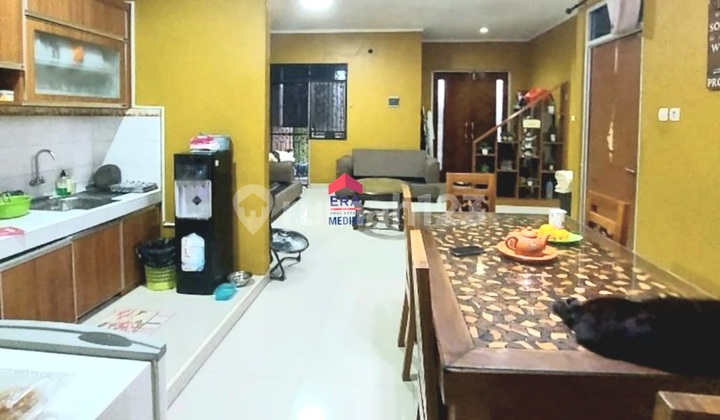 Sewa Rumah Nempel Bintaro. Tangerang Selatan. Sewa Rumah Nempel Bintaro. Tangerang Selatan.