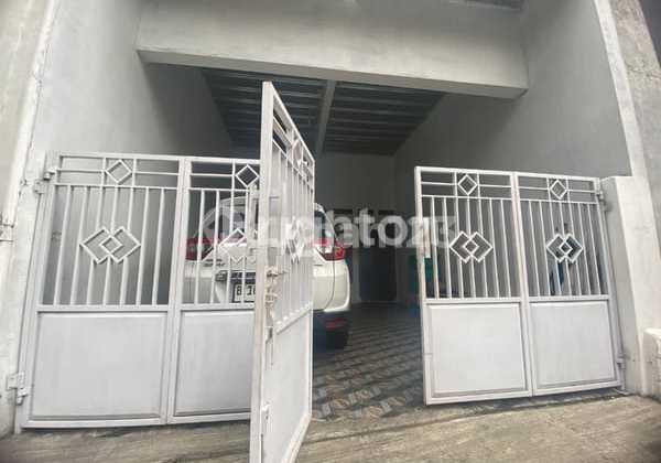 Rumah Mungil 2lantai Di Koja Jakarta Utara.