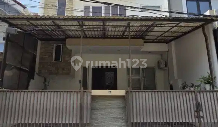 Two-story House in Gading Griya Residence, Kelapa Gading.