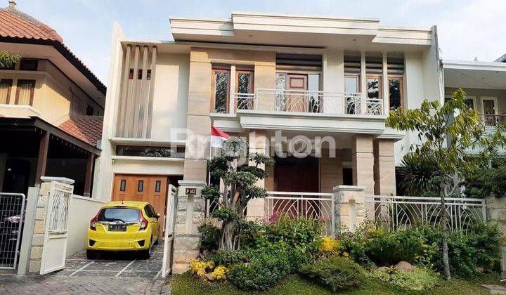 Rumah mewah 2lantai di Surabaya Barat 1