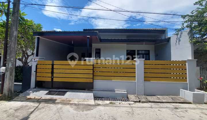 Rumah Bebas Banjir Dan Strategis Di Jakasampurna.