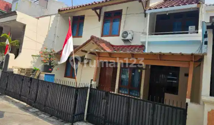 Rumah 2Lantai di Sukapura Jakarta Utara. Rumah 2Lantai di Sukapura Jakarta Utara.