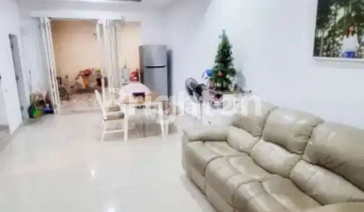 Rumah 2lantai one gate system di Antasura. 2