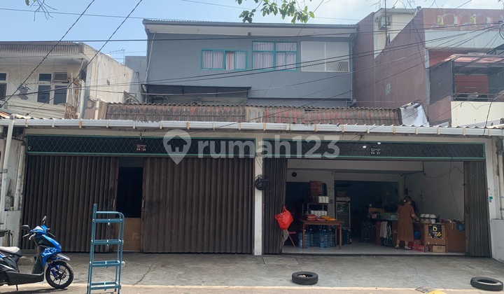 Rumah 3Lantai Sangat Cocok untuk Usaha dan Tempat Tinggal di Sunter. Rumah 3Lantai Sangat Cocok untuk Usaha dan Tempat Tinggal di Sunter.