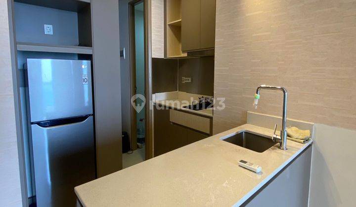 Disewakan Apartemen Dengan Design Minimalis Modern  Gold Coast  2