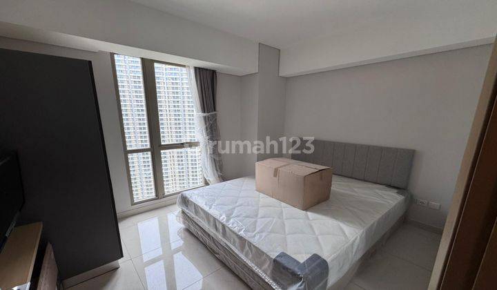 Disewakan Apartemen Modern Minimalis Full Furnish Taman Anggrek 2