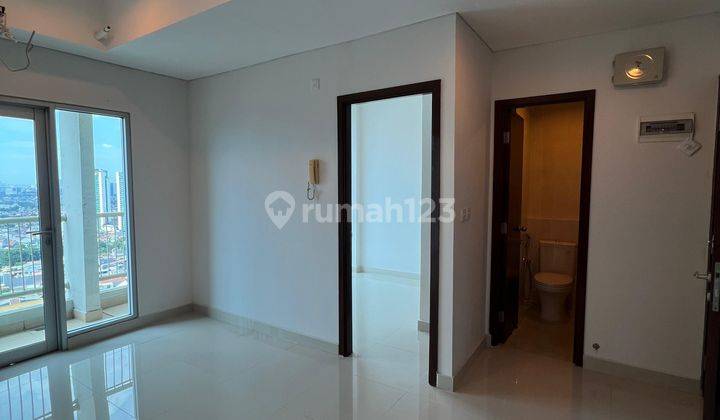 ruang keluarga dijual aprtemen modern capitol park
