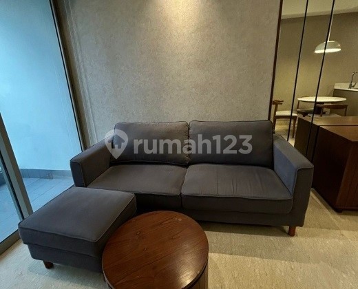 For Rent Modern Gold Coast Apartment Type 2 Br Ready to Occupy