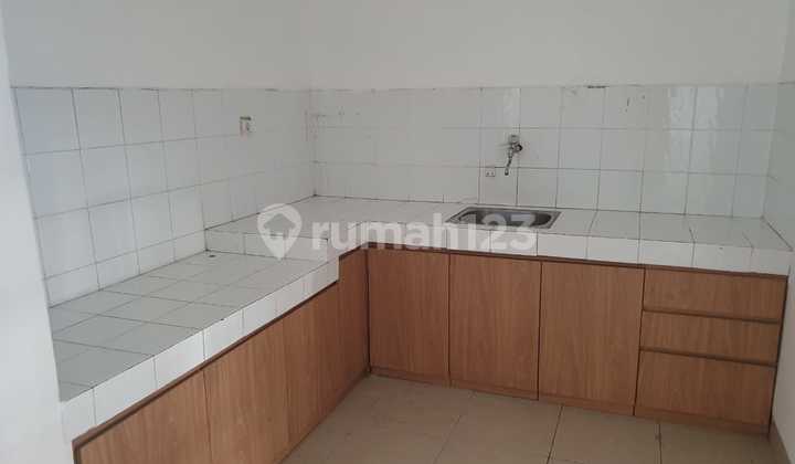 Disewakan Rumah Modern Crown Golf PIK Siap Huni  2