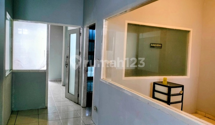 Sarijadi Ruko Strategis Dekat Pemukiman Padat Penduduk dan Kampus Sarijadi Ruko Strategis Dekat Pemukiman Padat Penduduk dan Kampus