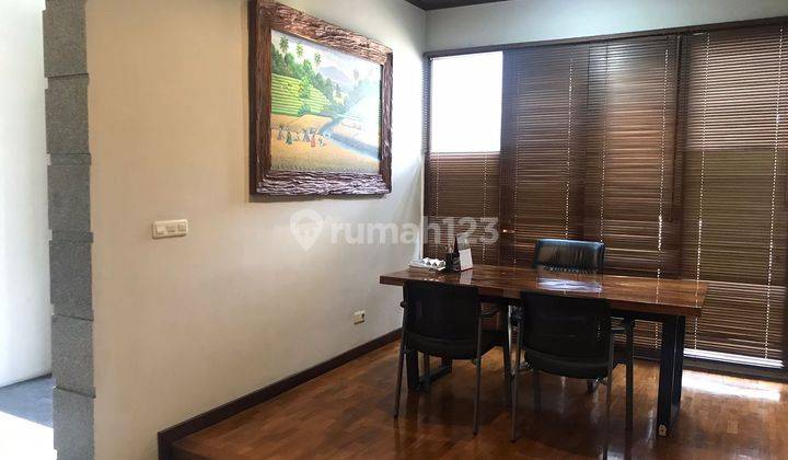 Kuta Kencana Singgasana Pradana Rumah Lux 2 Lantai 2