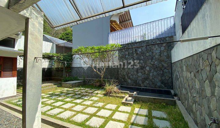 Dago Tahura Rumah Artistik Ventilasi Pencahayaan Terbaik Jual Cepat 1