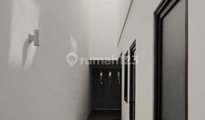 Sakura Soekarno Hatta Barang Langka Rumah Bos Mewah Lux 2