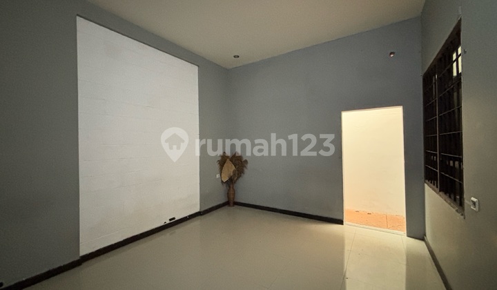 Sutami Wing Office House Strategic Near Maranatha Setra Duta 2