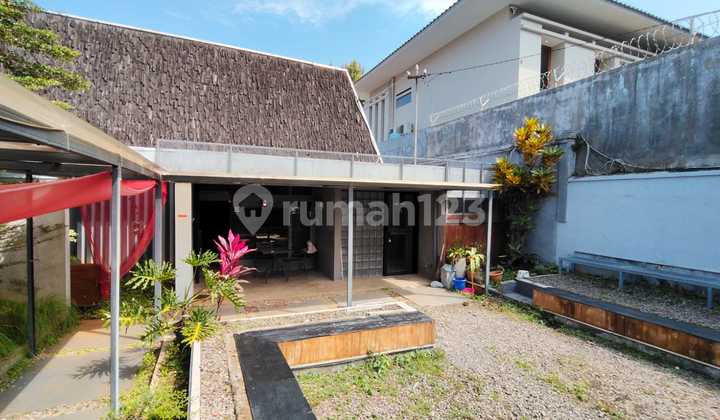 Ciumbuleuit Rumah Cafe Strategis