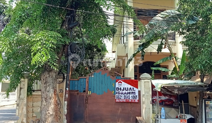 Rumah Lokasi Strategis di Jln Kramat Ii Kwitang Jakpus 