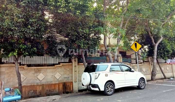 Rumah Lokasi Strategis di Jln Kramat Ii Kwitang Jakpus  2