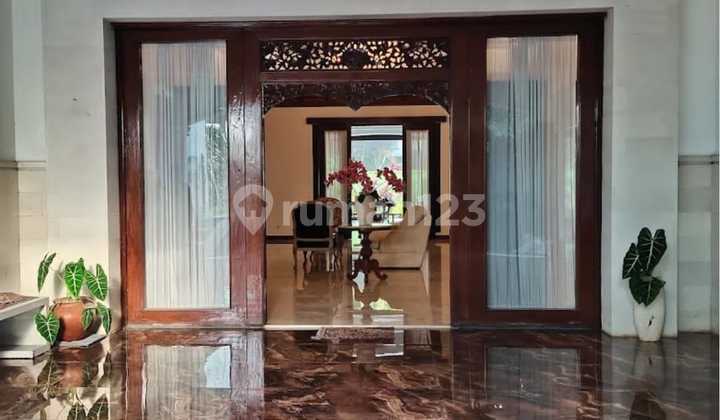 Luxury Villa on Ida Bagus Mantra Bypass