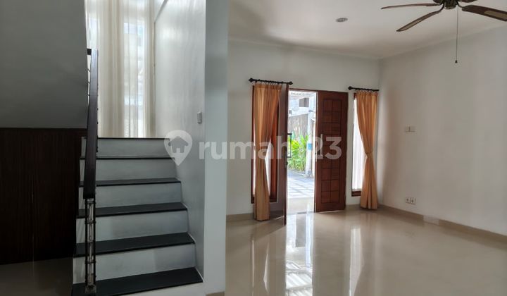 Rumah Modern 3 Kt di Padang Sambian 2