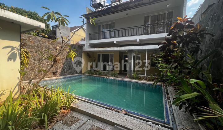 Rumah Cantik Lokasi Ciamik